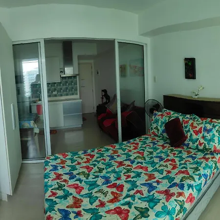 Azure Urban Resort Residence\'S Staycation By Angkol Limo